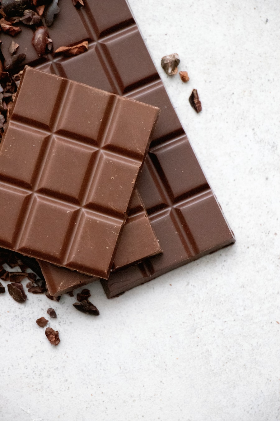 Chocolate bars with cacao nibs